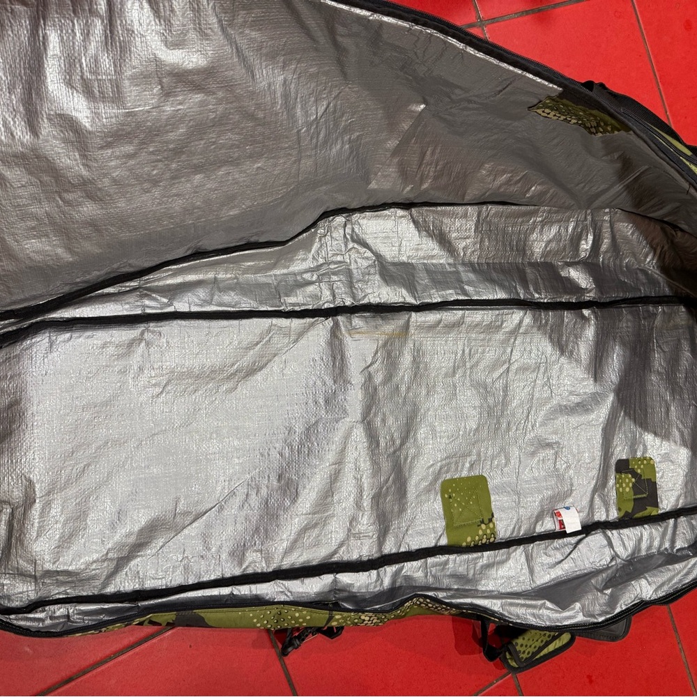 Burton snowboard bag - Picture 3 of 6